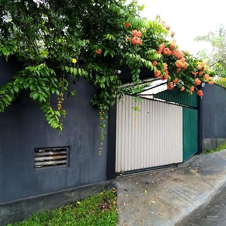 Sunny Side 89 Hotel Galle Exterior photo