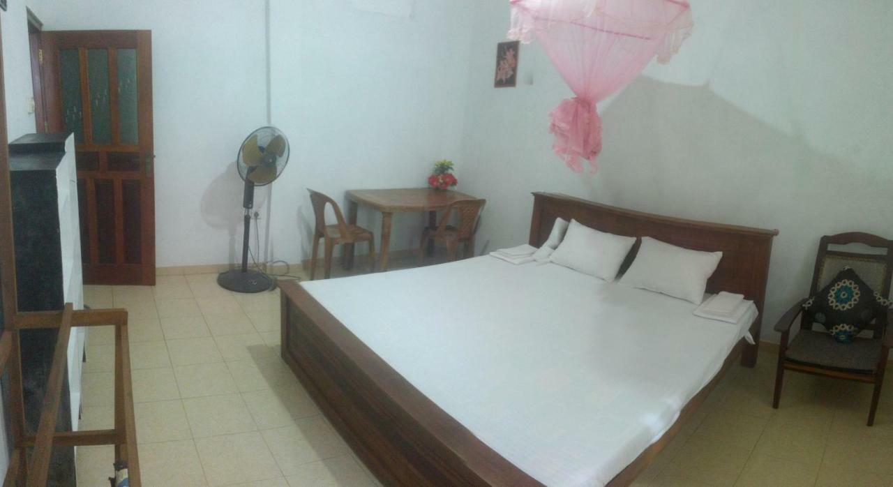 Sunny Side 89 Hotel Galle Exterior photo